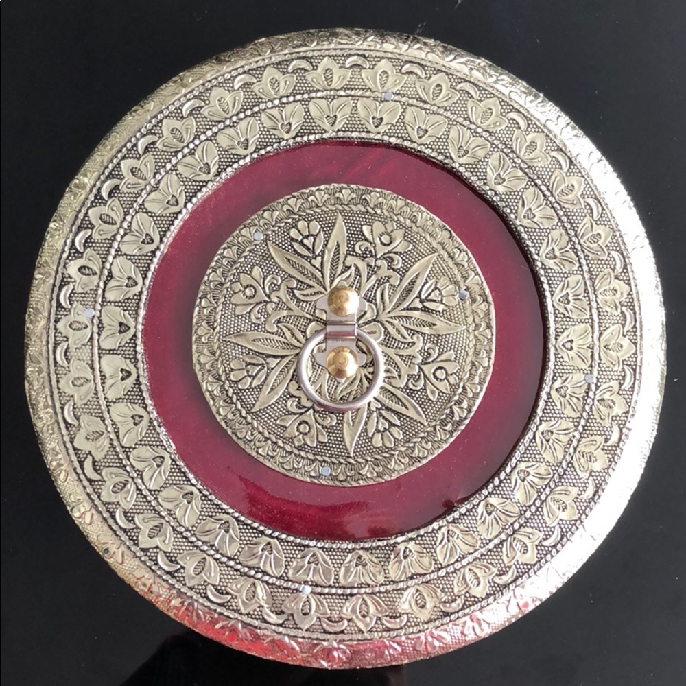 Beautiful Hand-made Jewelry / Keepsake Box